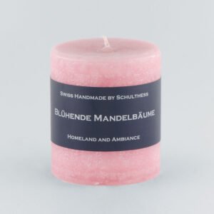 Blühende Mandelbäume